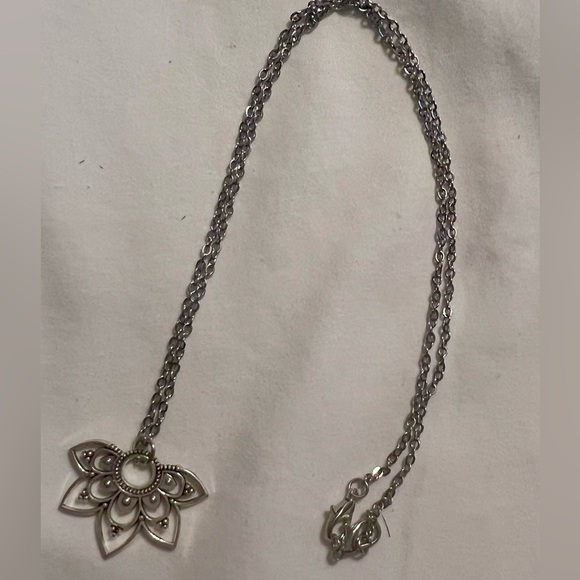 3 for $10 Silver Tone Mandala Lotus Pendant and Chain New - Picture 3 of 4